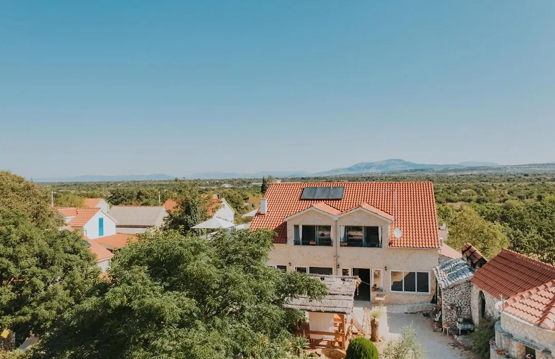 Kalpic Suites & Villa-1